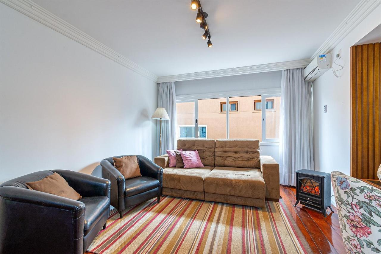 Amplo Apartamento Ao Lado Da Rua Coberta Gramado Exteriör bild