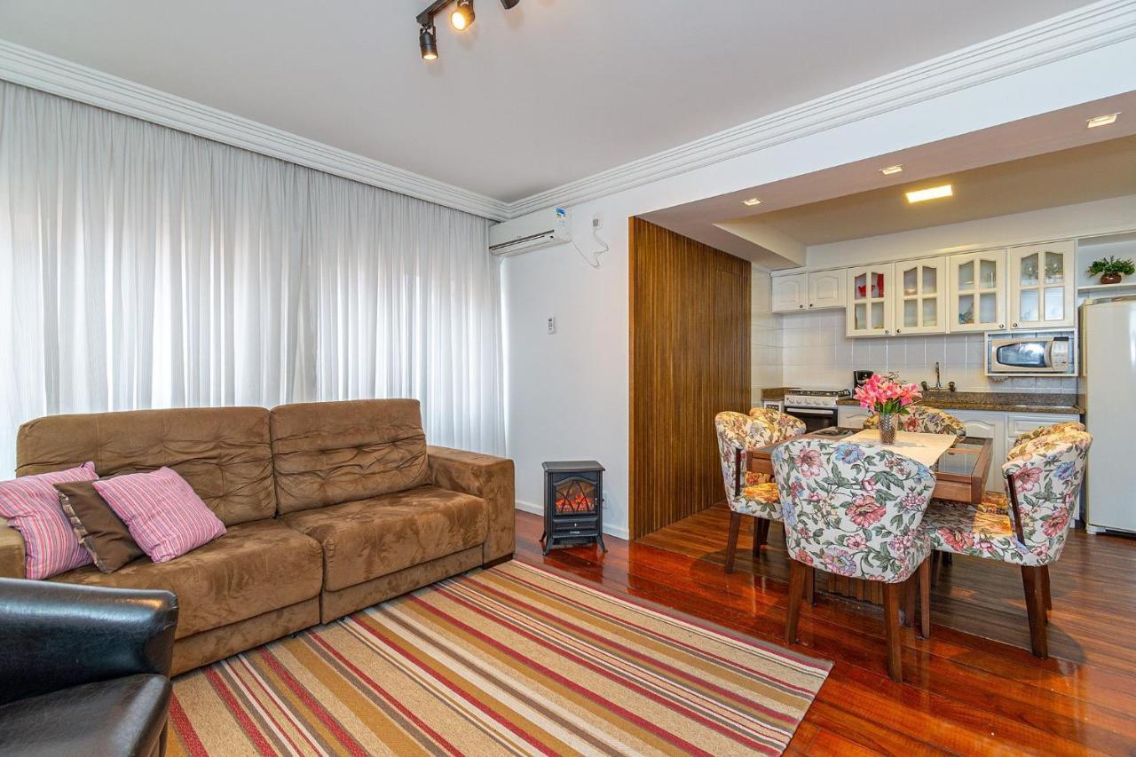 Amplo Apartamento Ao Lado Da Rua Coberta Gramado Exteriör bild